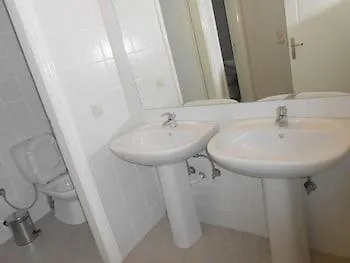 Lambrinos 2* פלטניאס